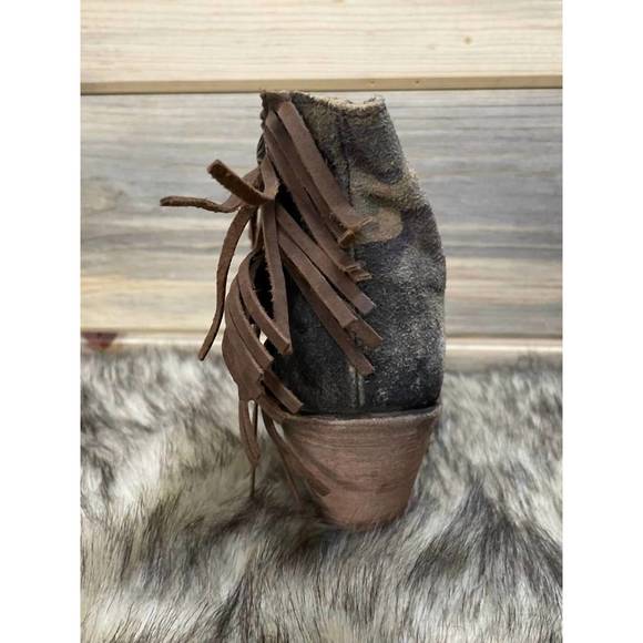 NEW LIBERTY BLACK concho fringe peep toe bootie in camo - Picture 4 of 5